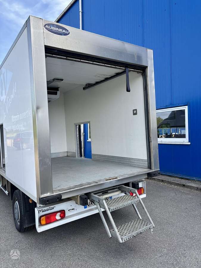 Renault Master 2015 — photo 9