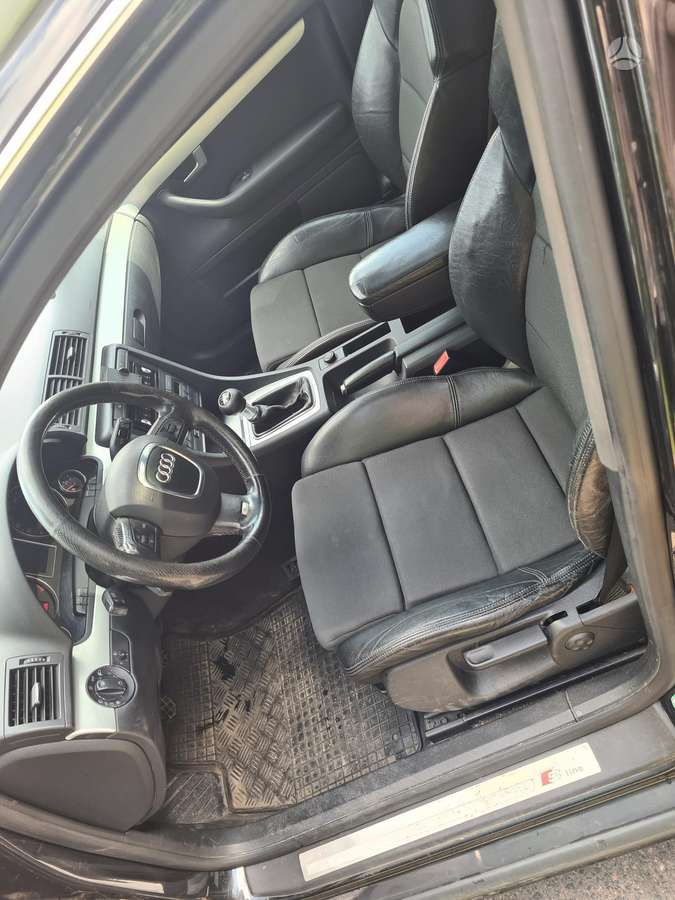 Audi A4 2006 — photo 10