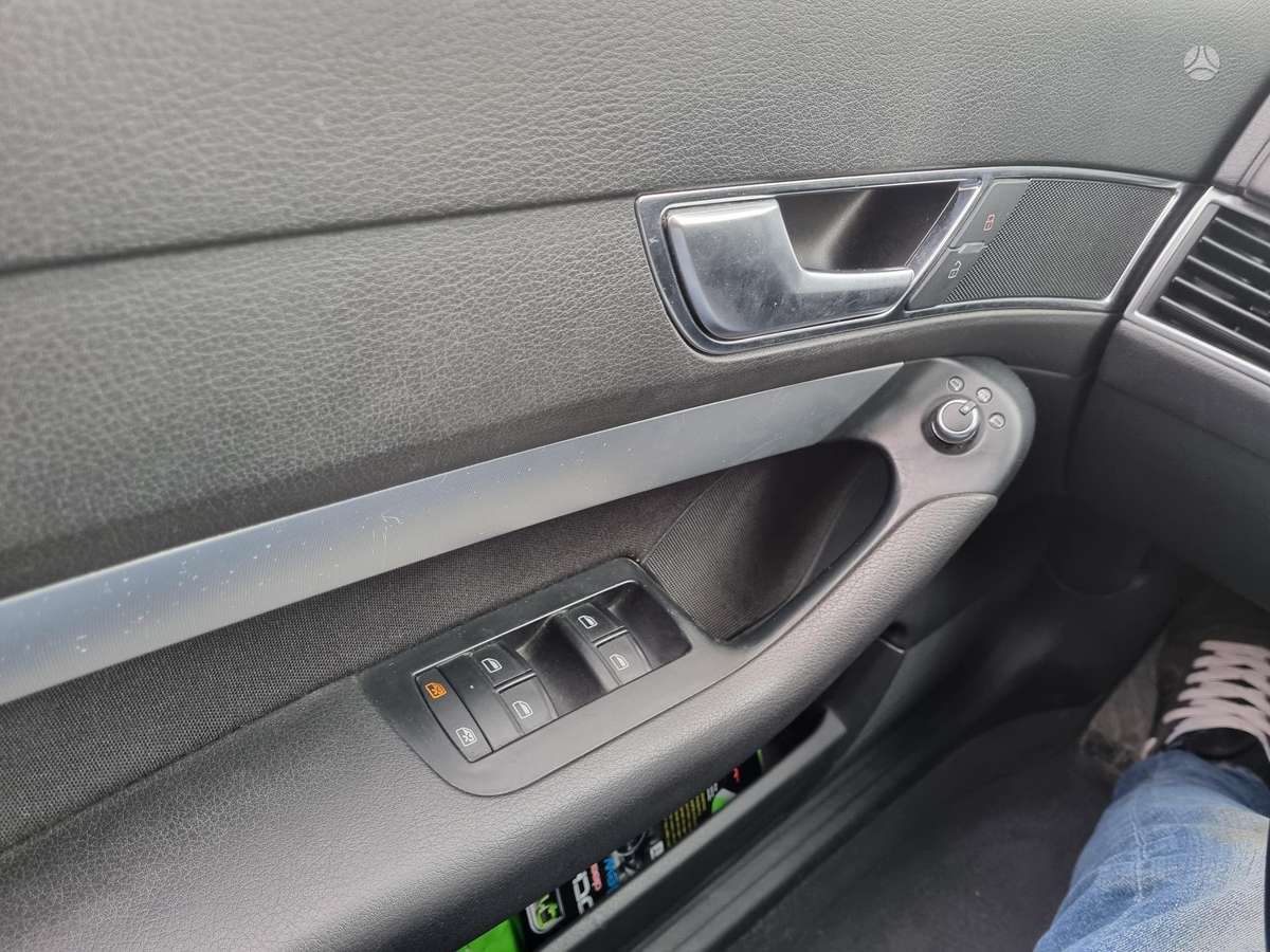 Audi A6 2009 — photo 6