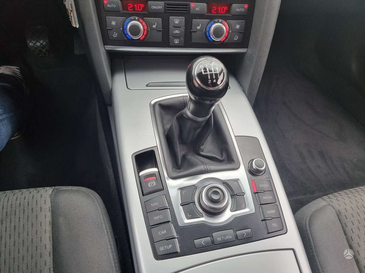 Audi A6 2009 — photo 7