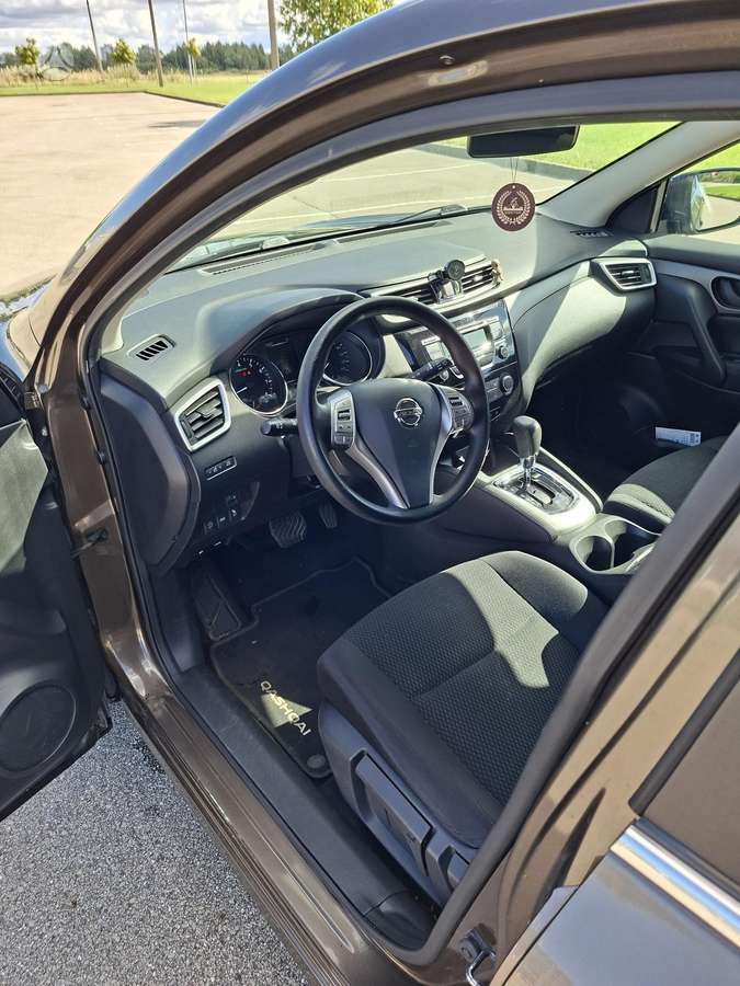 Nissan Qashqai 2015 — photo 11