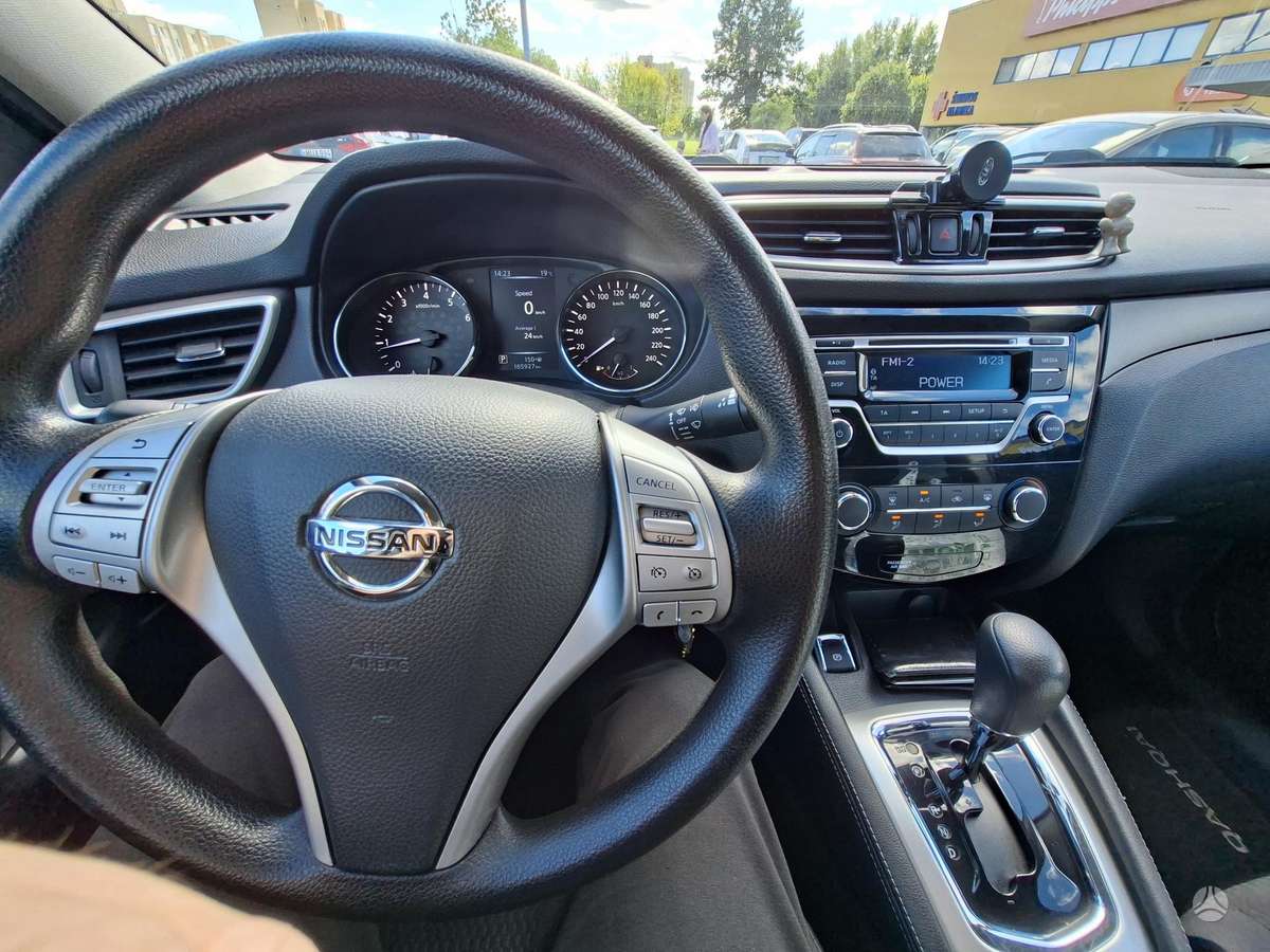 Nissan Qashqai 2015 — photo 17