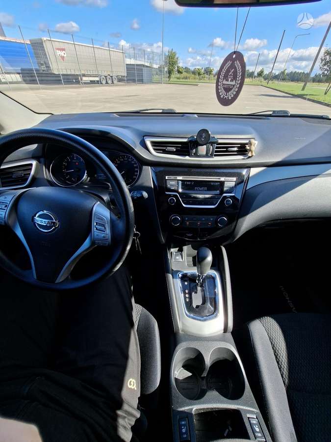 Nissan Qashqai 2015 — photo 18