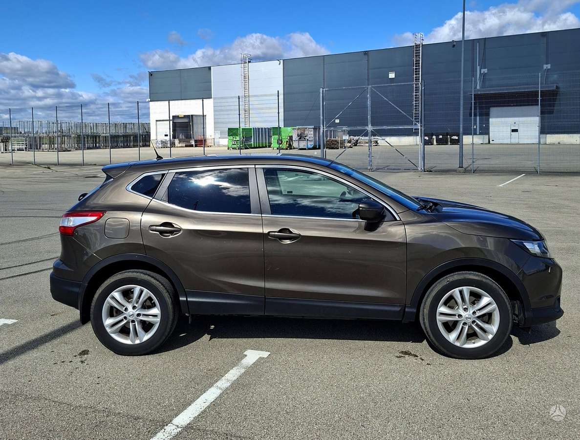 Nissan Qashqai 2015 — engine 1197 cm³, 116 HP (85kW)