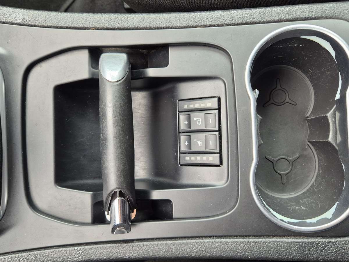 Ford Galaxy 2011 — photo 13