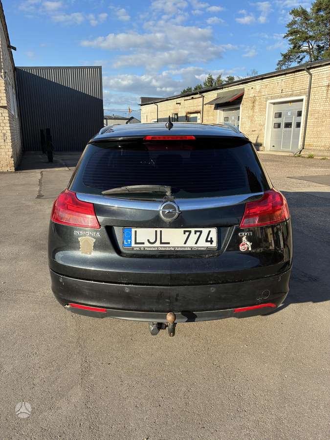 Opel Insignia 2010 — photo 5