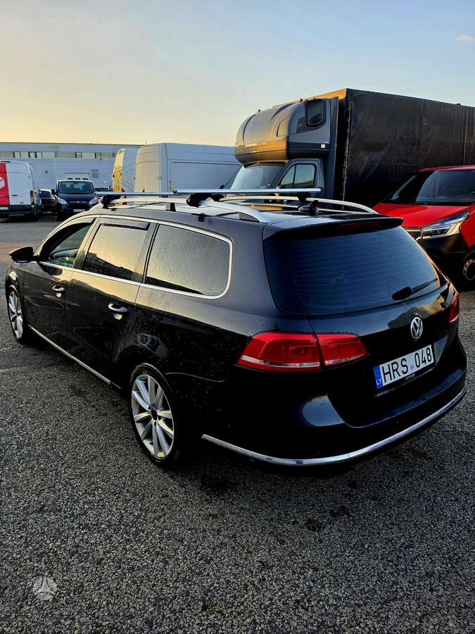 Volkswagen Passat 2012 — photo 12