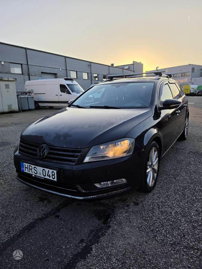 Volkswagen Passat 2012 — photo 7
