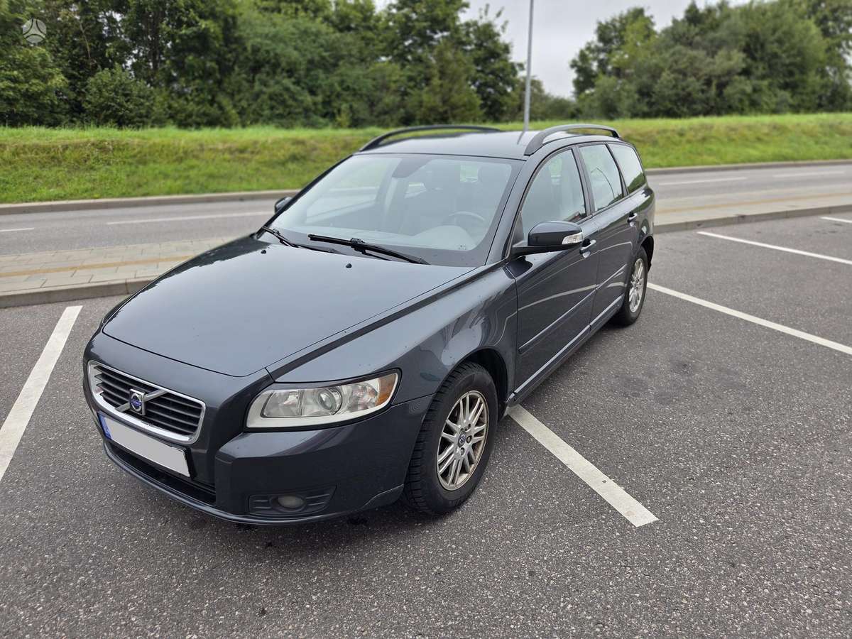 Volvo V50 2009 — vehicle for AFU Ukraine