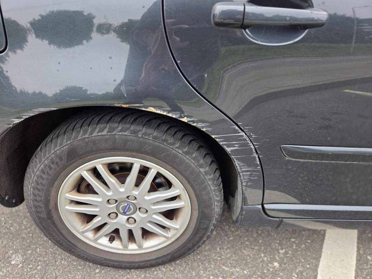 Volvo V50 2009 — photo 14