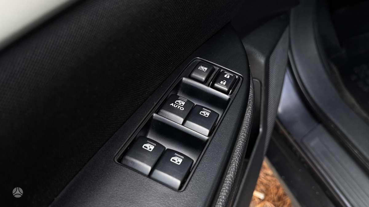 Subaru Outback 2013 — photo 10