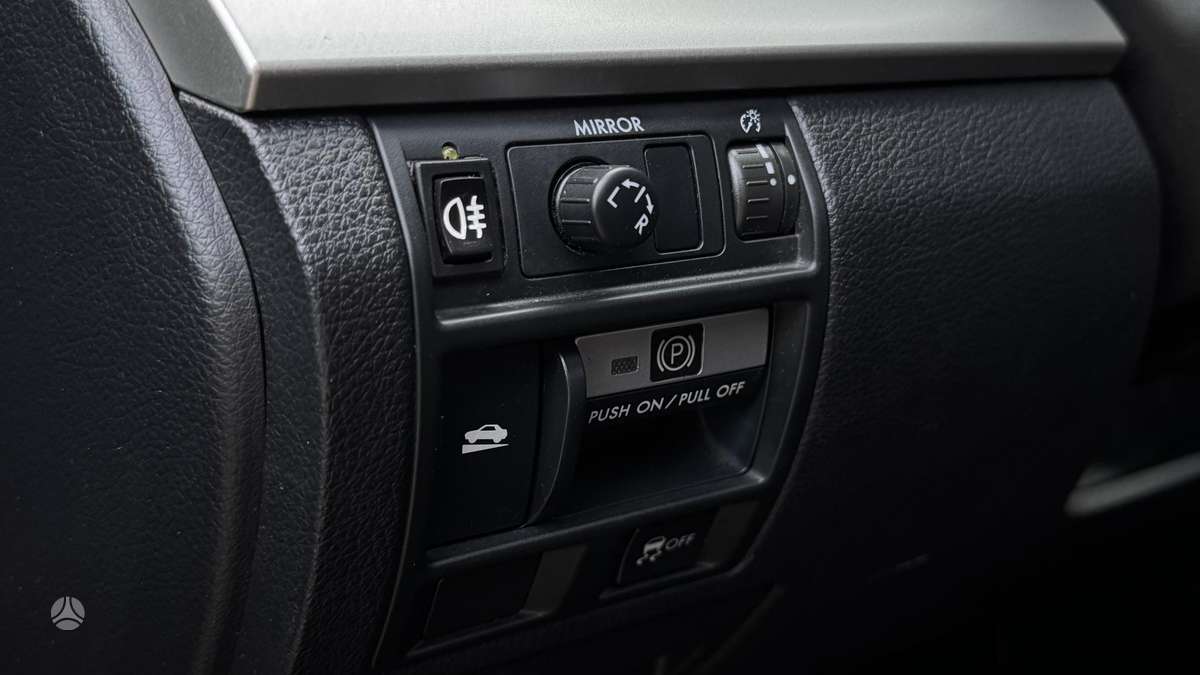 Subaru Outback 2013 — photo 11