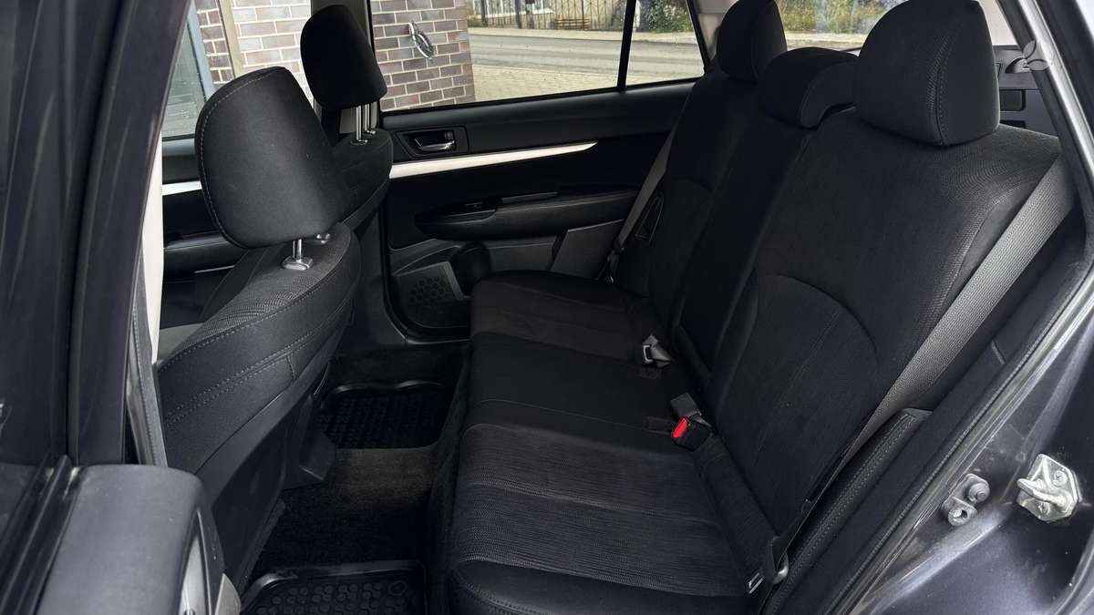 Subaru Outback 2013 — photo 14