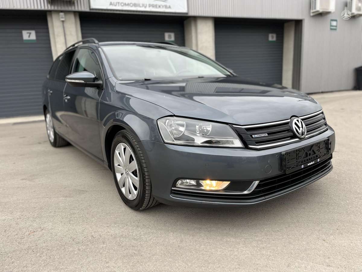 Volkswagen Passat 2014 — салон