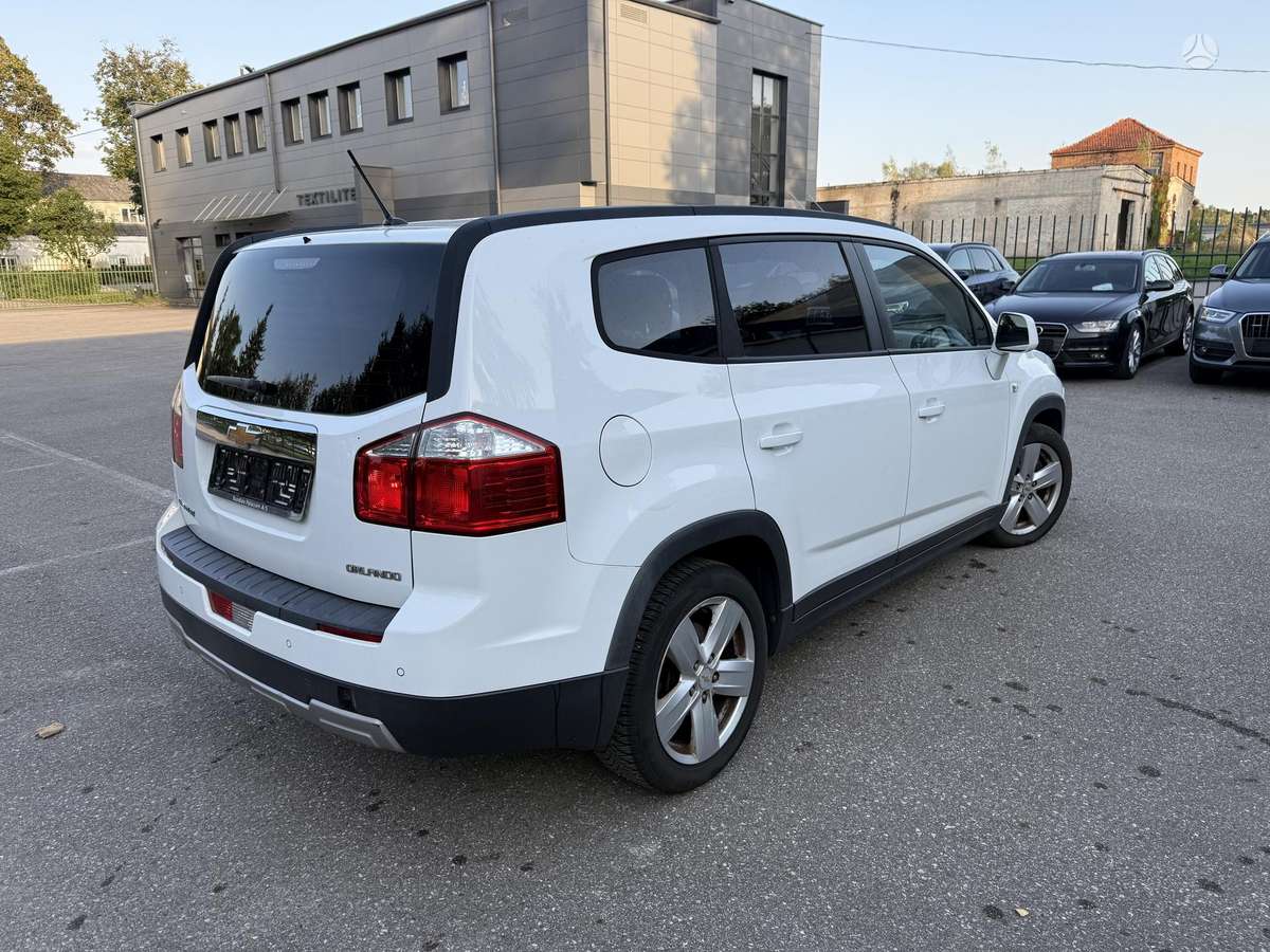 Chevrolet Orlando 2013 — engine 2000 cm³, 163 HP (120kW)