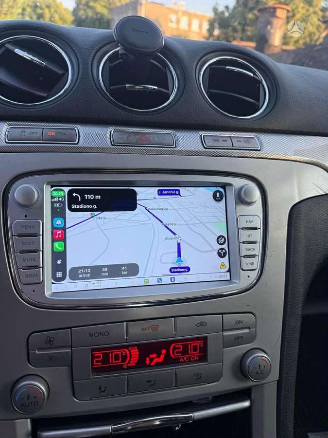 Ford S-MAX 2009 — photo 12