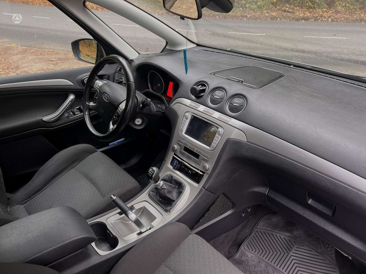 Ford S-MAX 2009 — photo 6