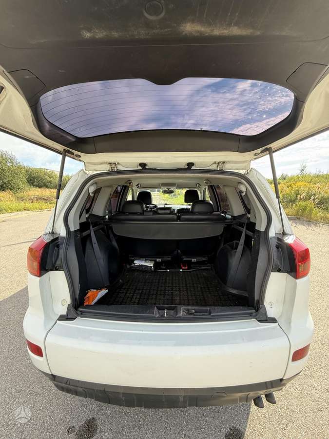 Peugeot 4007 2008 — photo 11