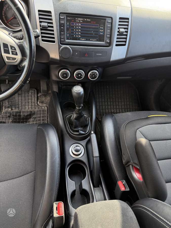 Peugeot 4007 2008 — photo 19