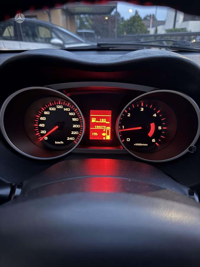 Peugeot 4007 2008 — photo 20