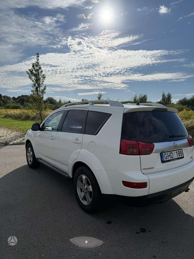 Peugeot 4007 2008 — engine 2179 cm³, 156 HP (115kW)