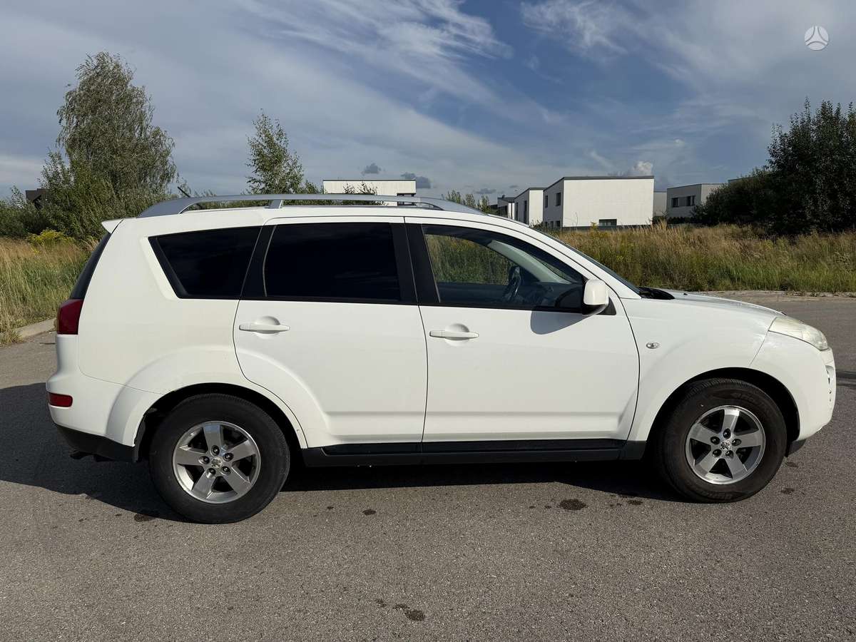 Peugeot 4007 2008 — photo 7