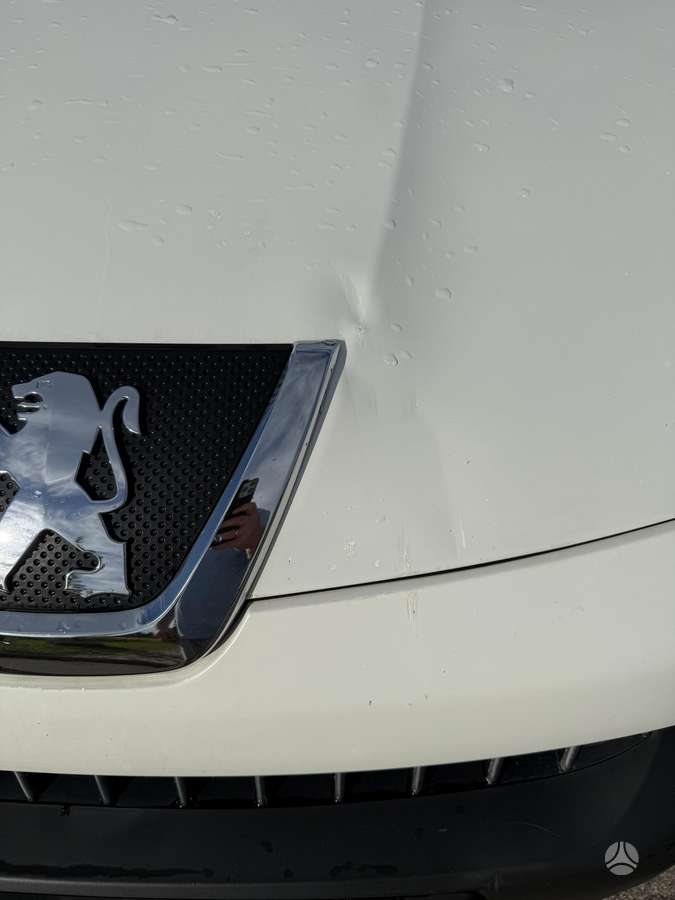 Peugeot 4007 2008 — photo 9