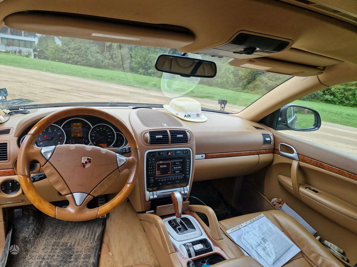 Porsche Cayenne 2006 — photo 7