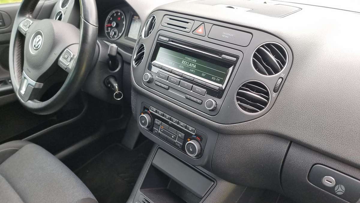 Volkswagen Golf 2012 — photo 17