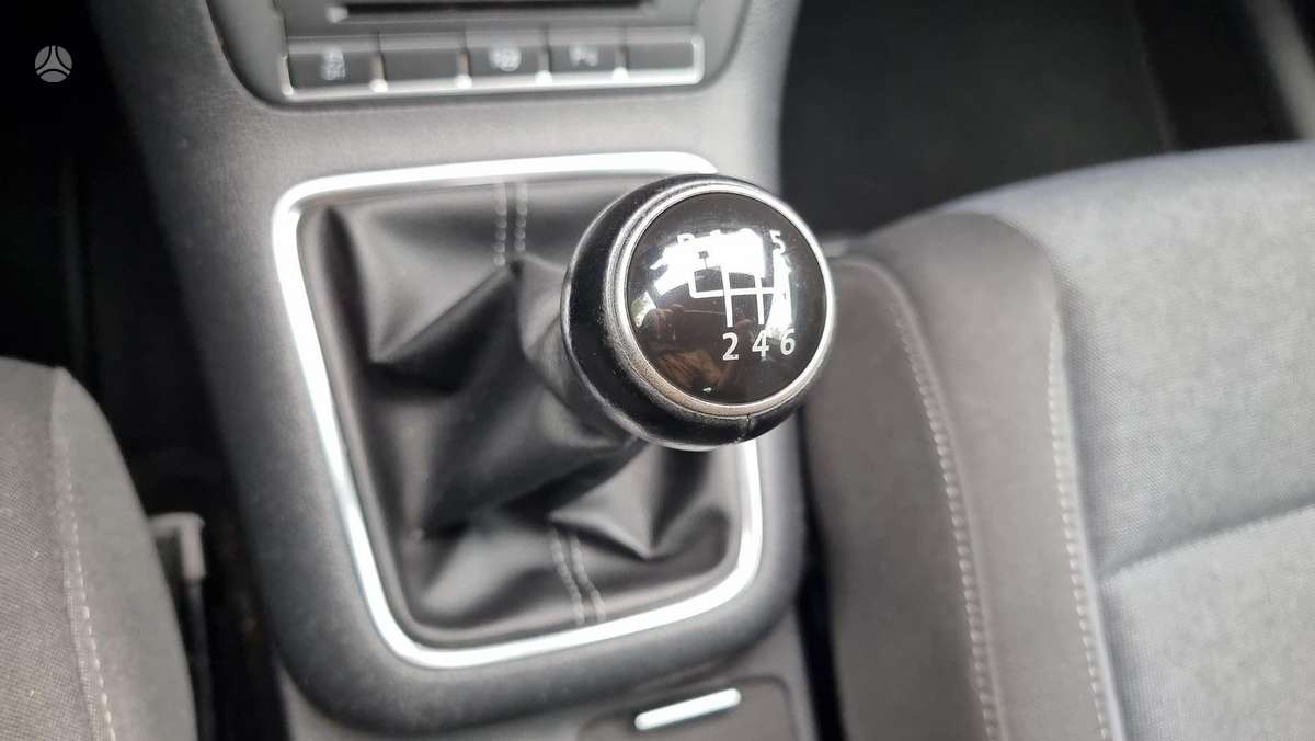 Volkswagen Golf 2012 — photo 34