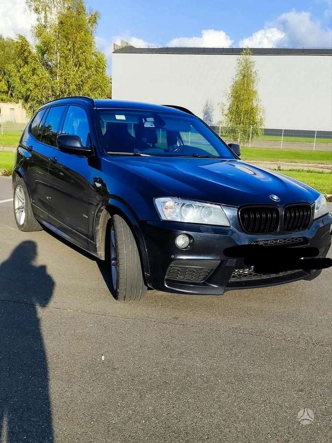 BMW X3 2011 — вигляд ззаду