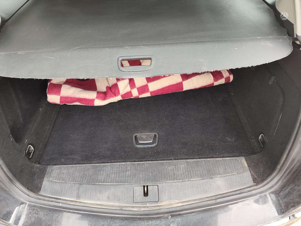 Opel Astra 2015 — photo 13