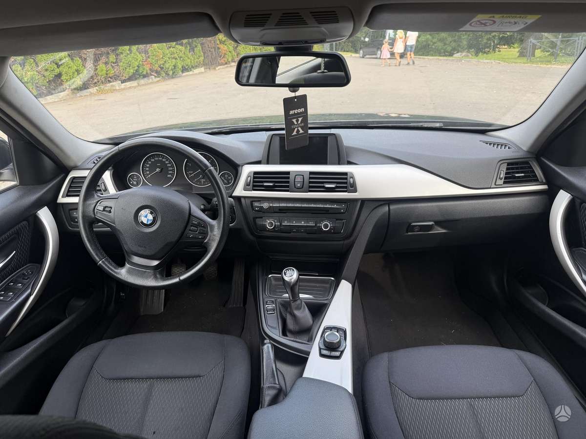BMW 320 2014 — photo 6