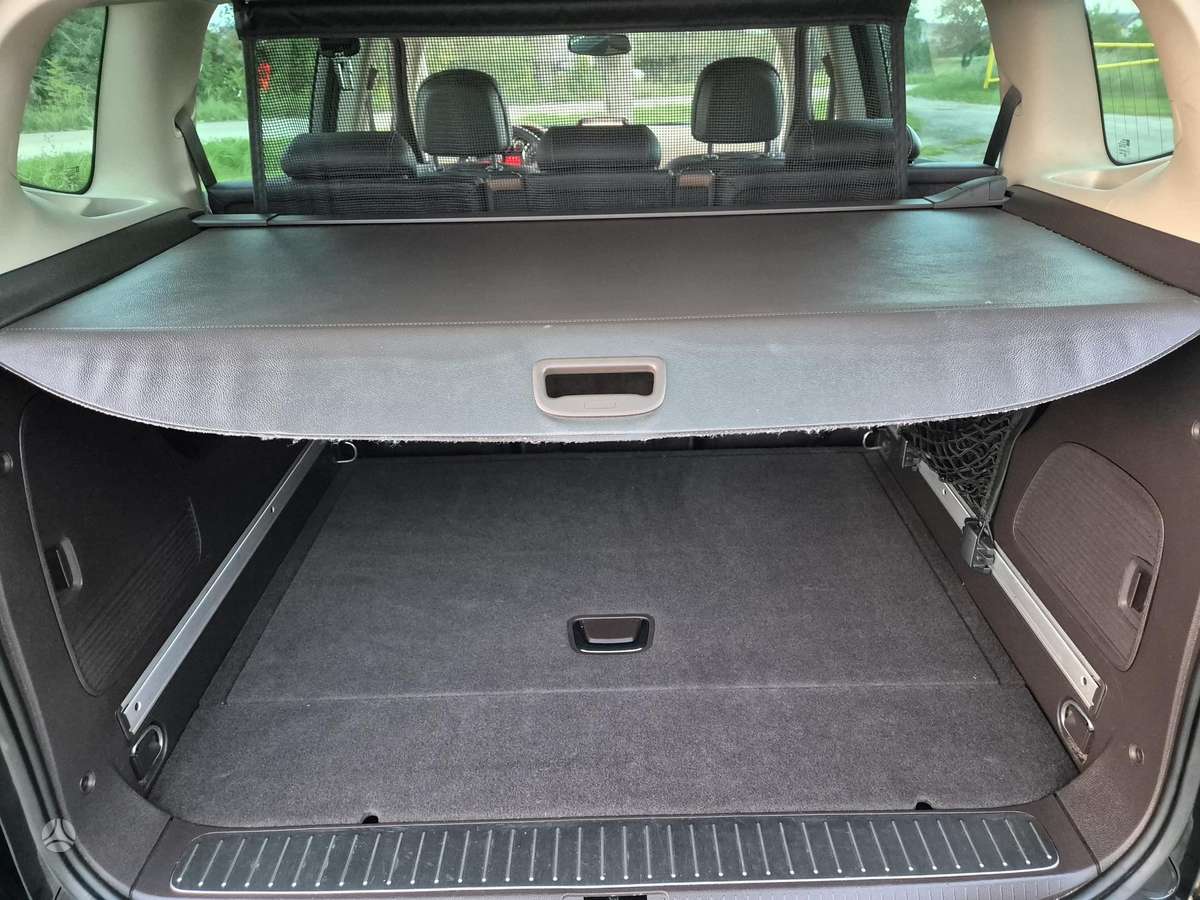 Opel Zafira 2013 — photo 14