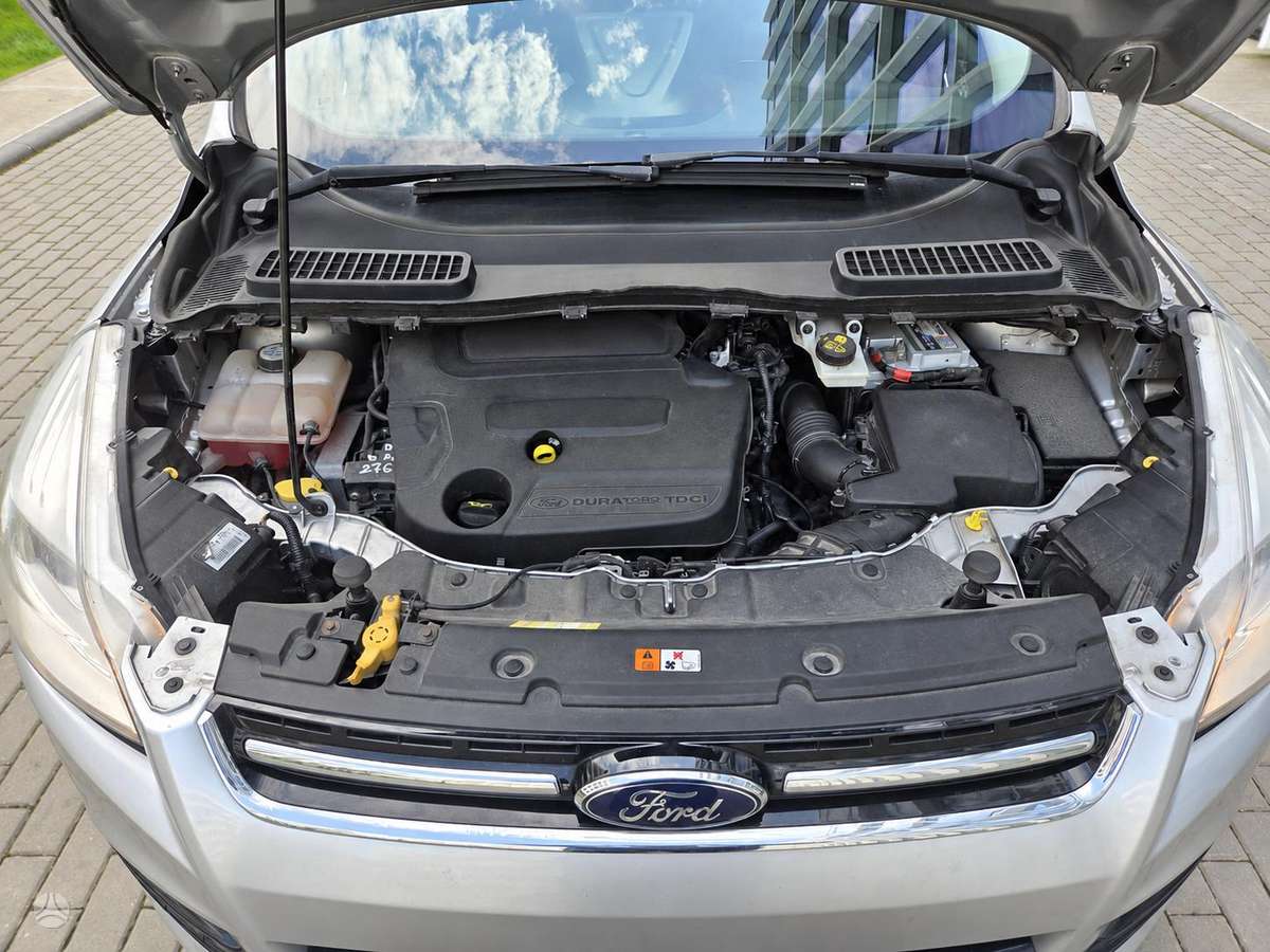 Ford Kuga 2014 — фото 17