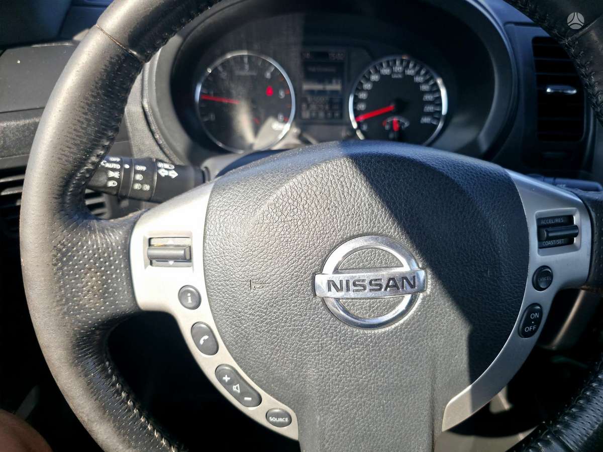 Nissan X-Trail 2012 — photo 12
