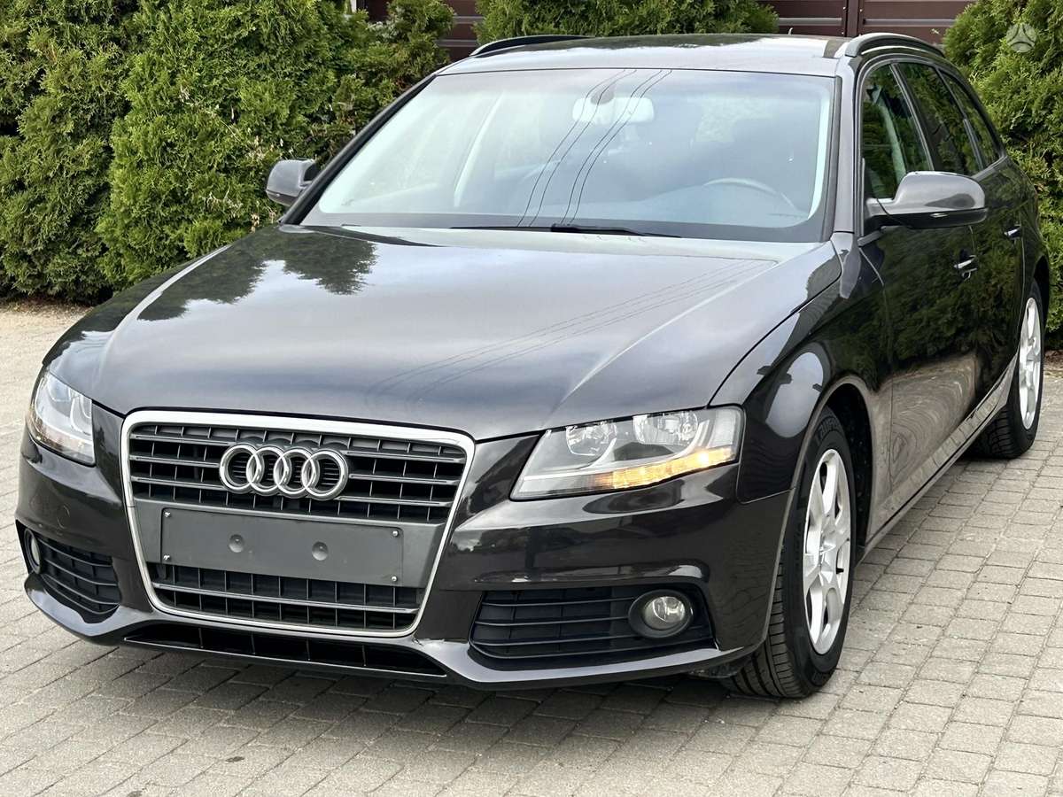 Audi A4 2011 — двигун 1968 cm³, 136 HP (100kW)