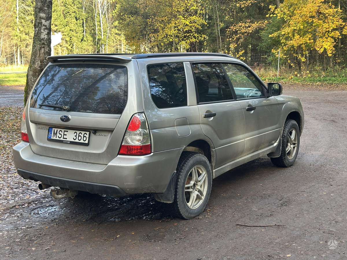 Subaru Forester 2006 — двигун 2500 cm³, 230 HP (169kW)