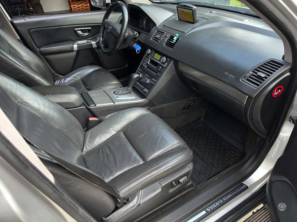 Volvo XC90 2008 — photo 18