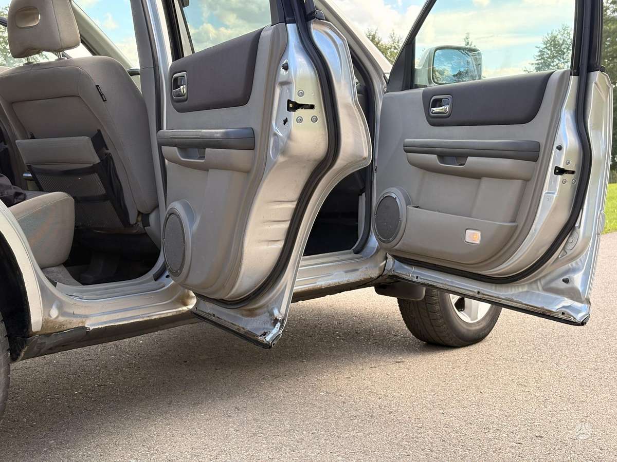 Nissan X-Trail 2006 — photo 10