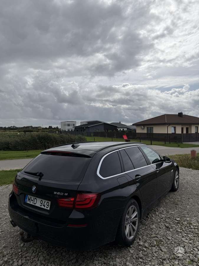 BMW 520 2013 — двигун 1995 cm³, 184 HP (135kW)