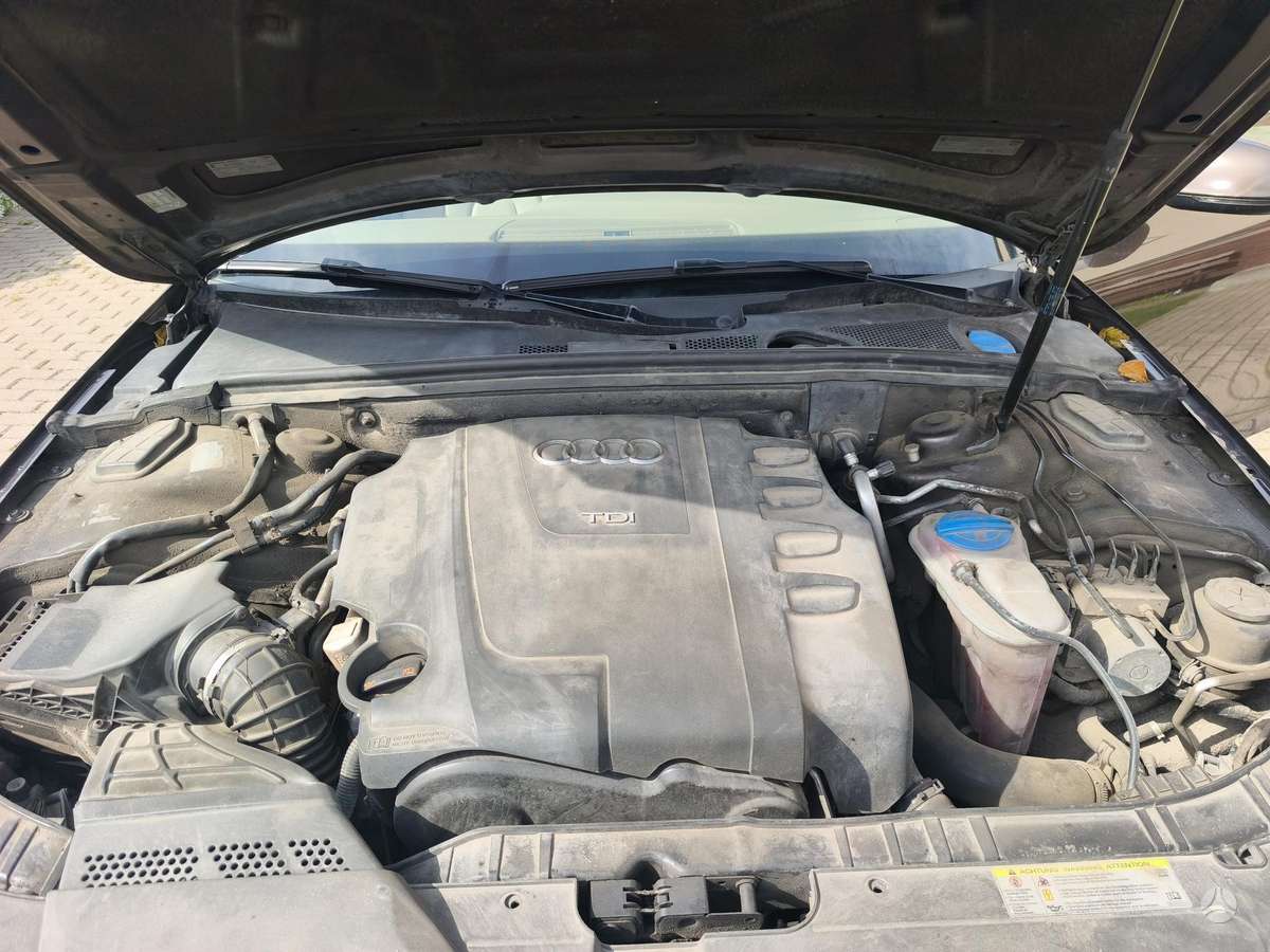 Audi A4 2011 — photo 14