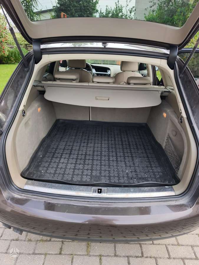 Audi A4 2011 — photo 20
