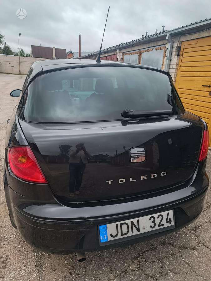 Seat Toledo 2007 — interior