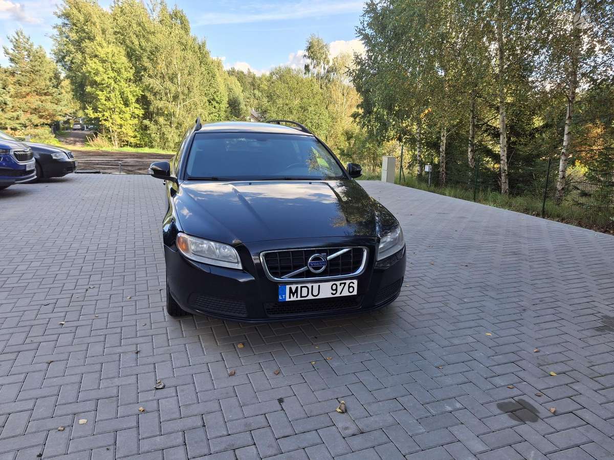 Volvo V70 2010 — авто для ЗСУ з Європи