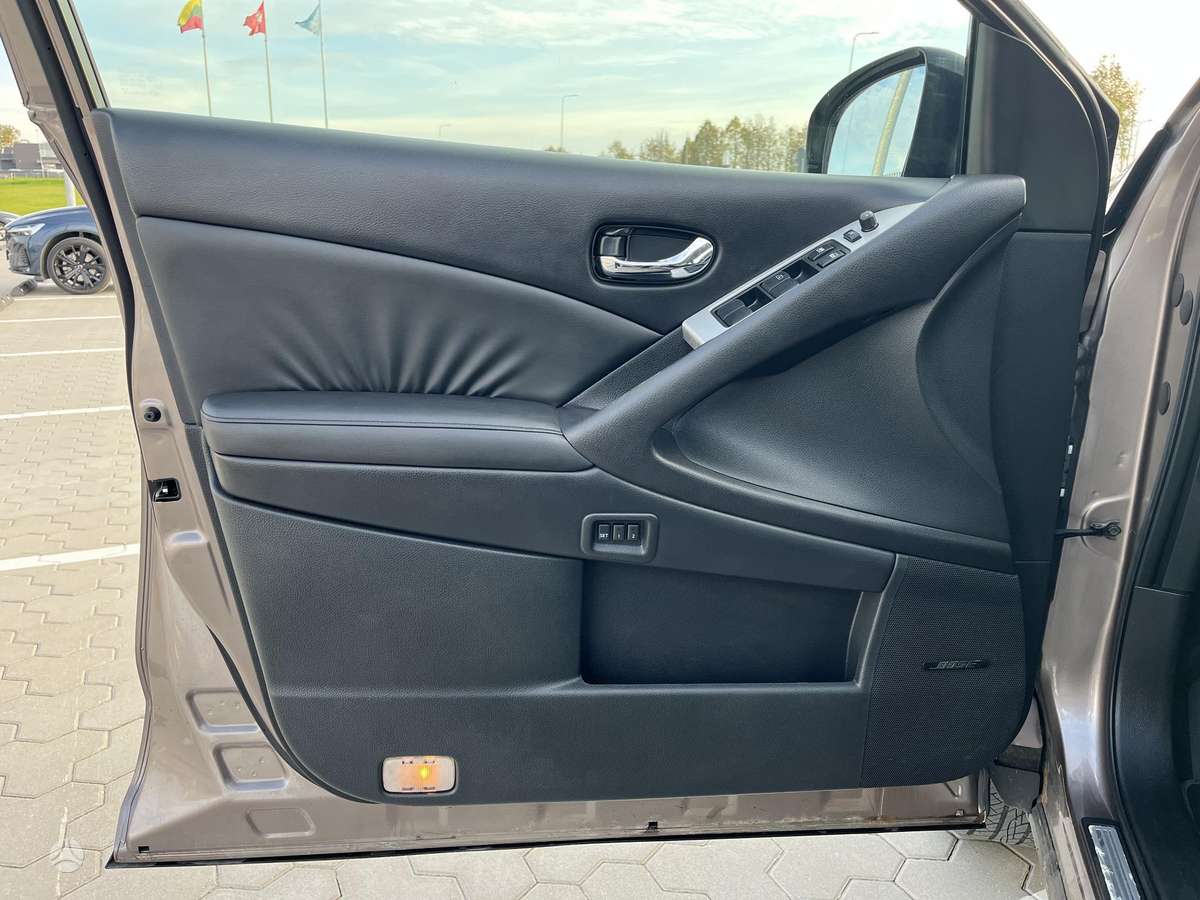 Nissan Murano 2010 — photo 11