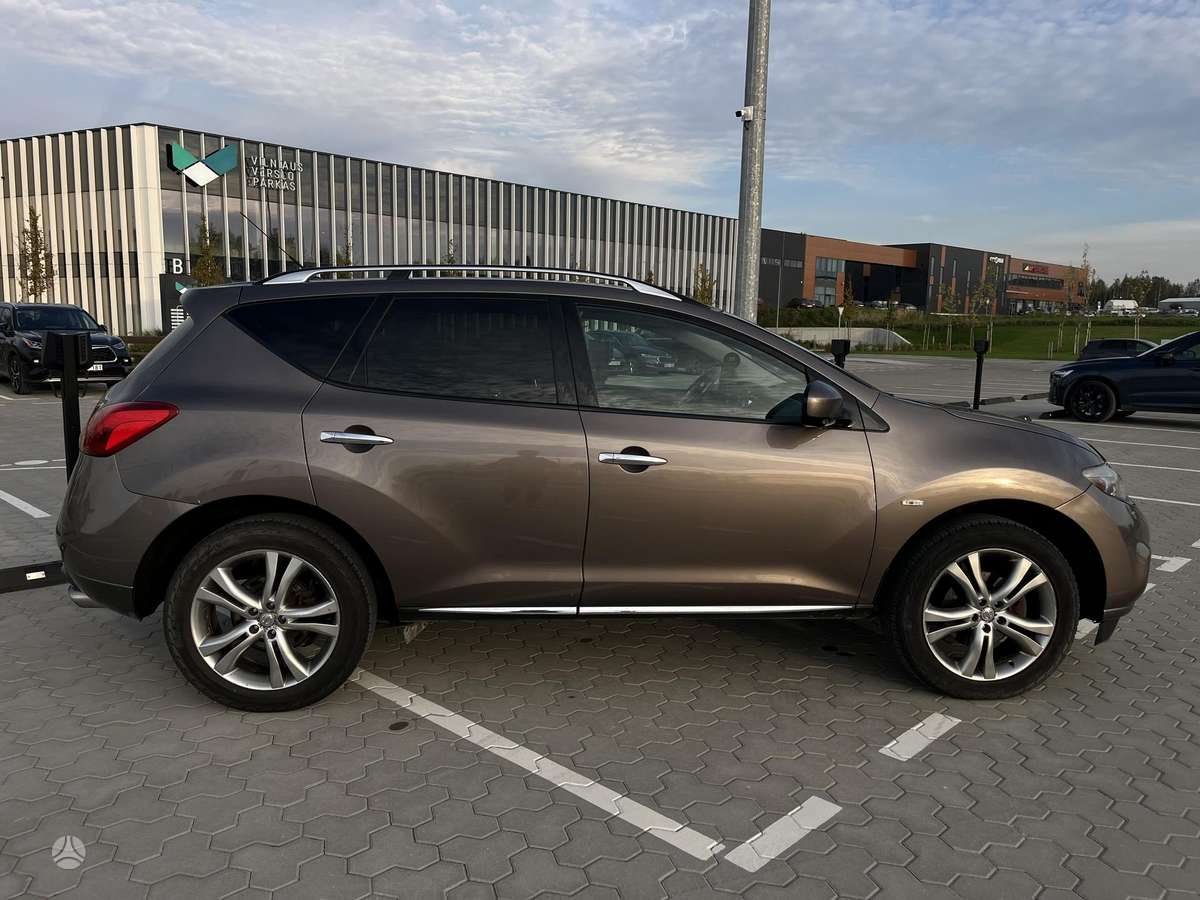 Nissan Murano 2010 — photo 8