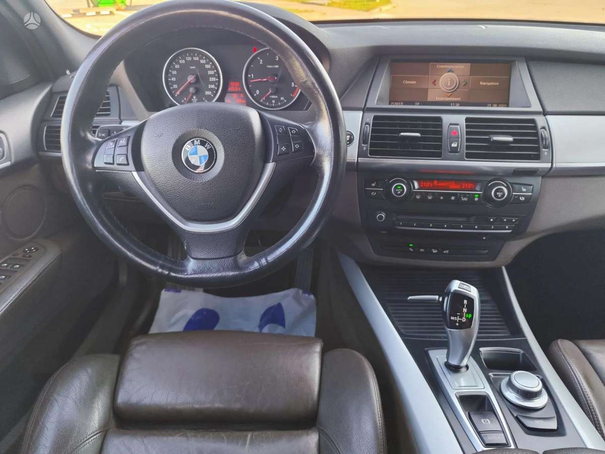 BMW X5 2008 — photo 6