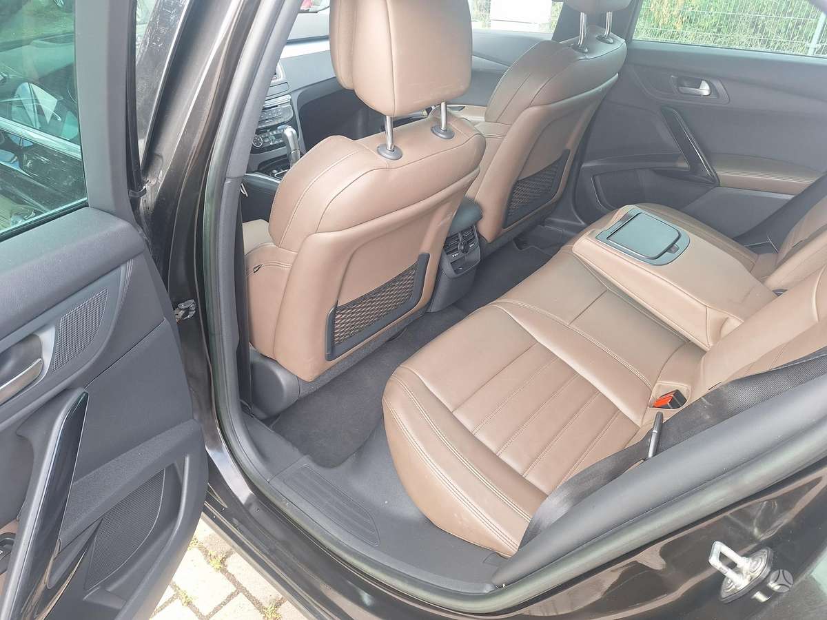 Peugeot 508 2011 — photo 14