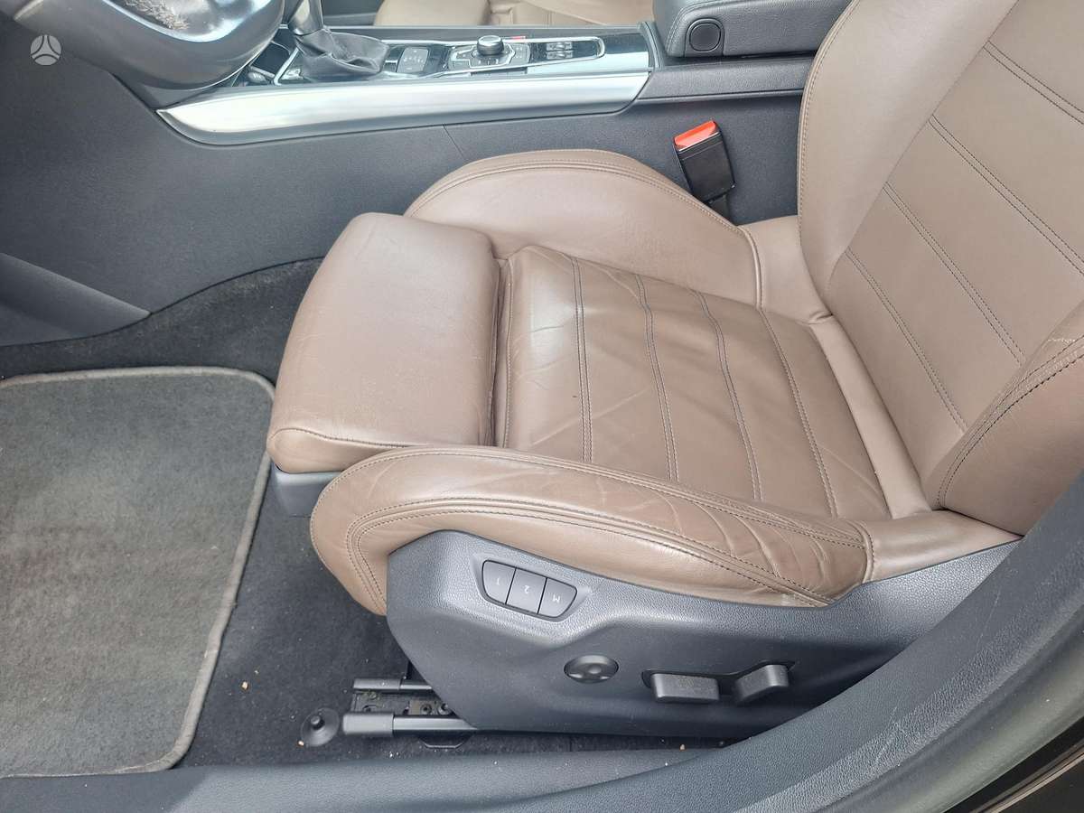 Peugeot 508 2011 — photo 16